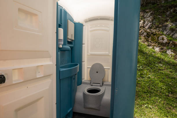 Porta potty delivery and setup in Keedysville, MD